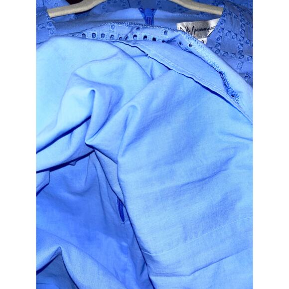 Neiman Marcus Blue Eyelet A-Line Dress Size 10 Lined V-Neck Classic Chic 💙 - Picture 7 of 8